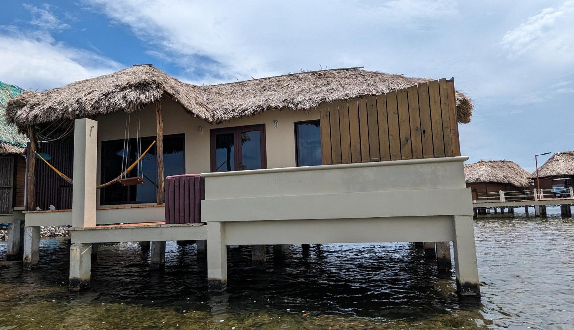 Lina Point Belize Overwater Resort サン・ペドロ エクステリア 写真