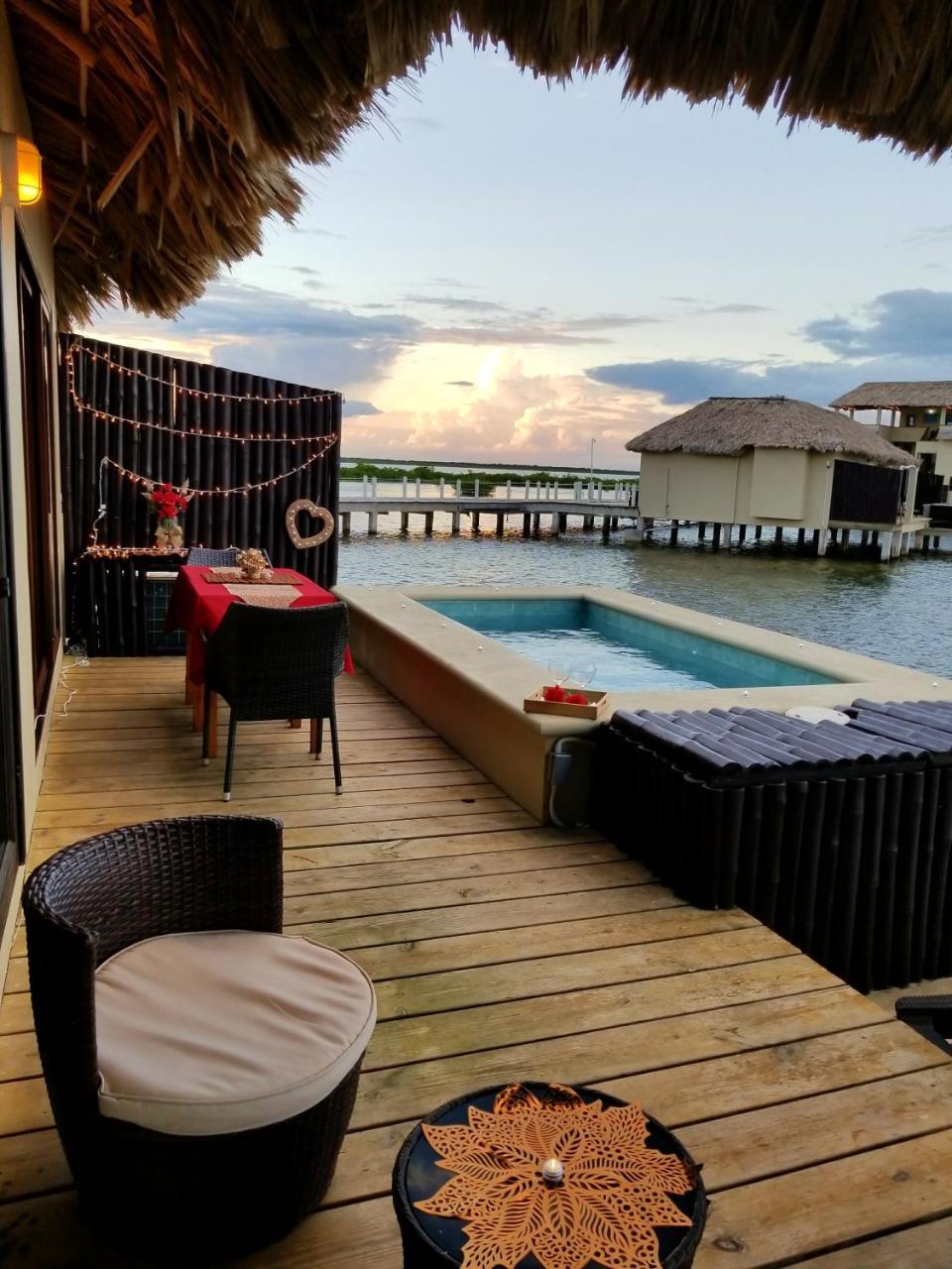 Lina Point Belize Overwater Resort サン・ペドロ エクステリア 写真